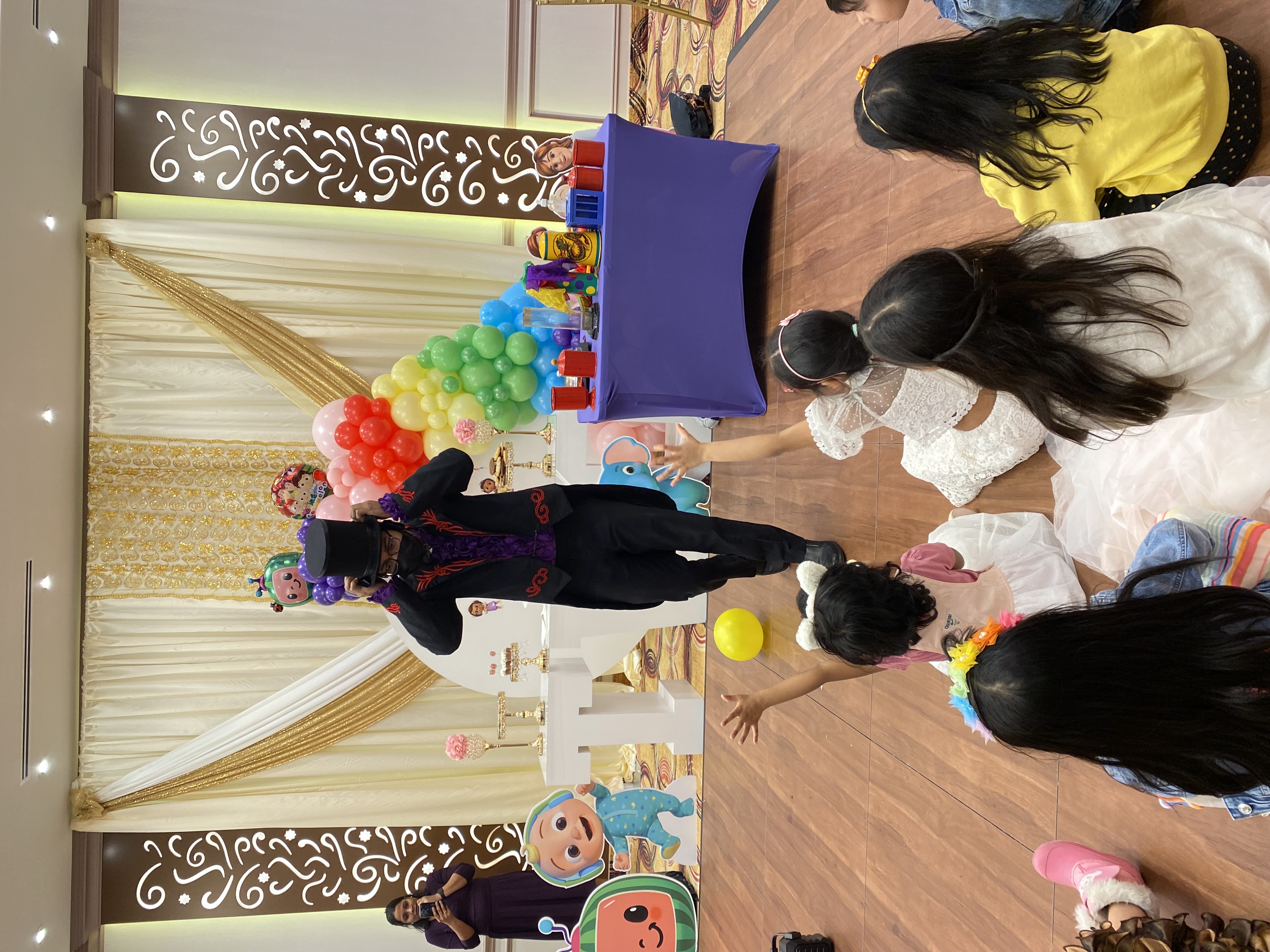 Interactive magic performance